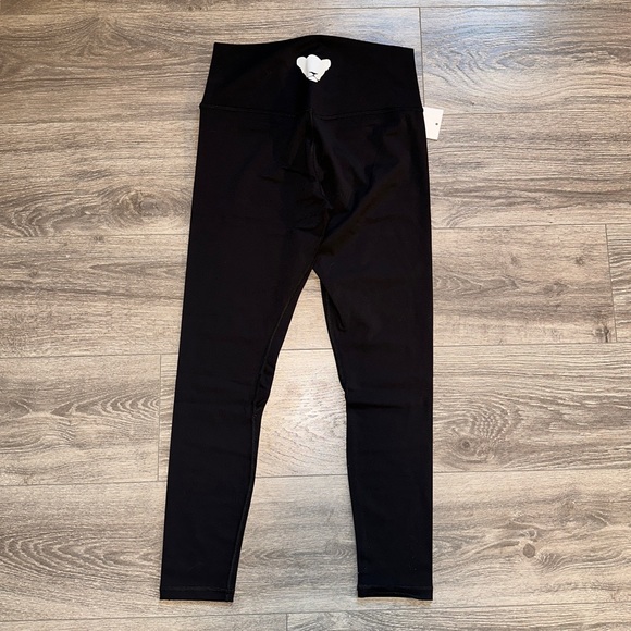 FEMME ROYALE the Royale Tropical Leggings in Midnight Black - Picture 7 of 8